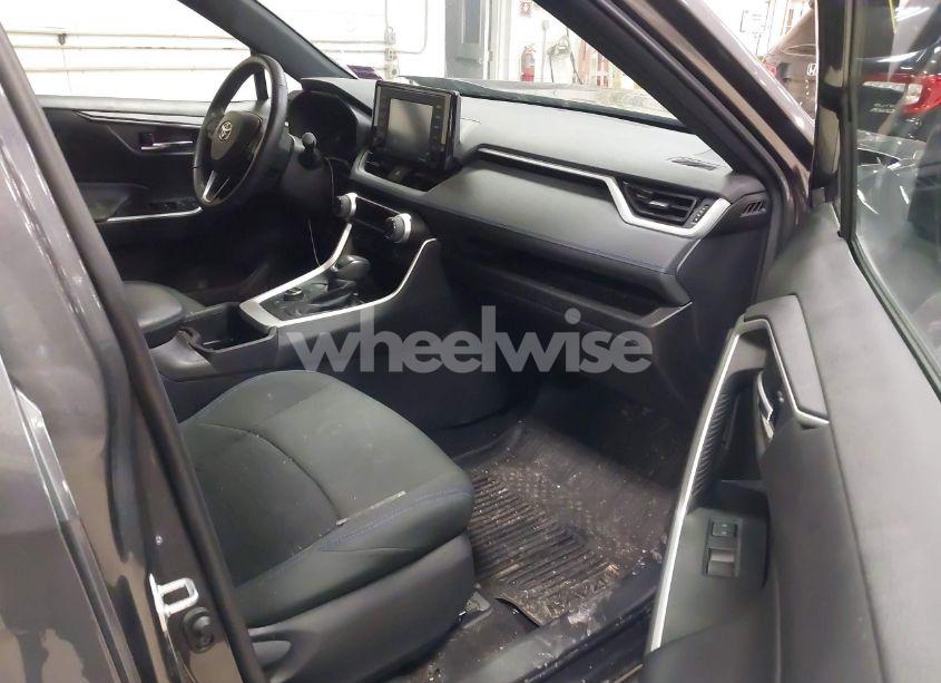 Photo 5 of 2022 Toyota Rav4 HYBRID SE (VIN 4T3T6RFV2NU085915)