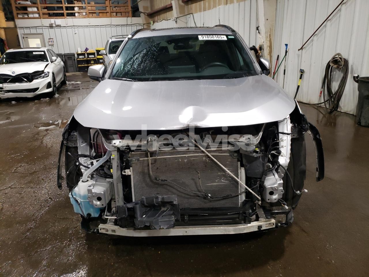 Photo 5 of 2022 TOYOTA RAV4 SE (VIN 4T3T6RFV2NU101644)