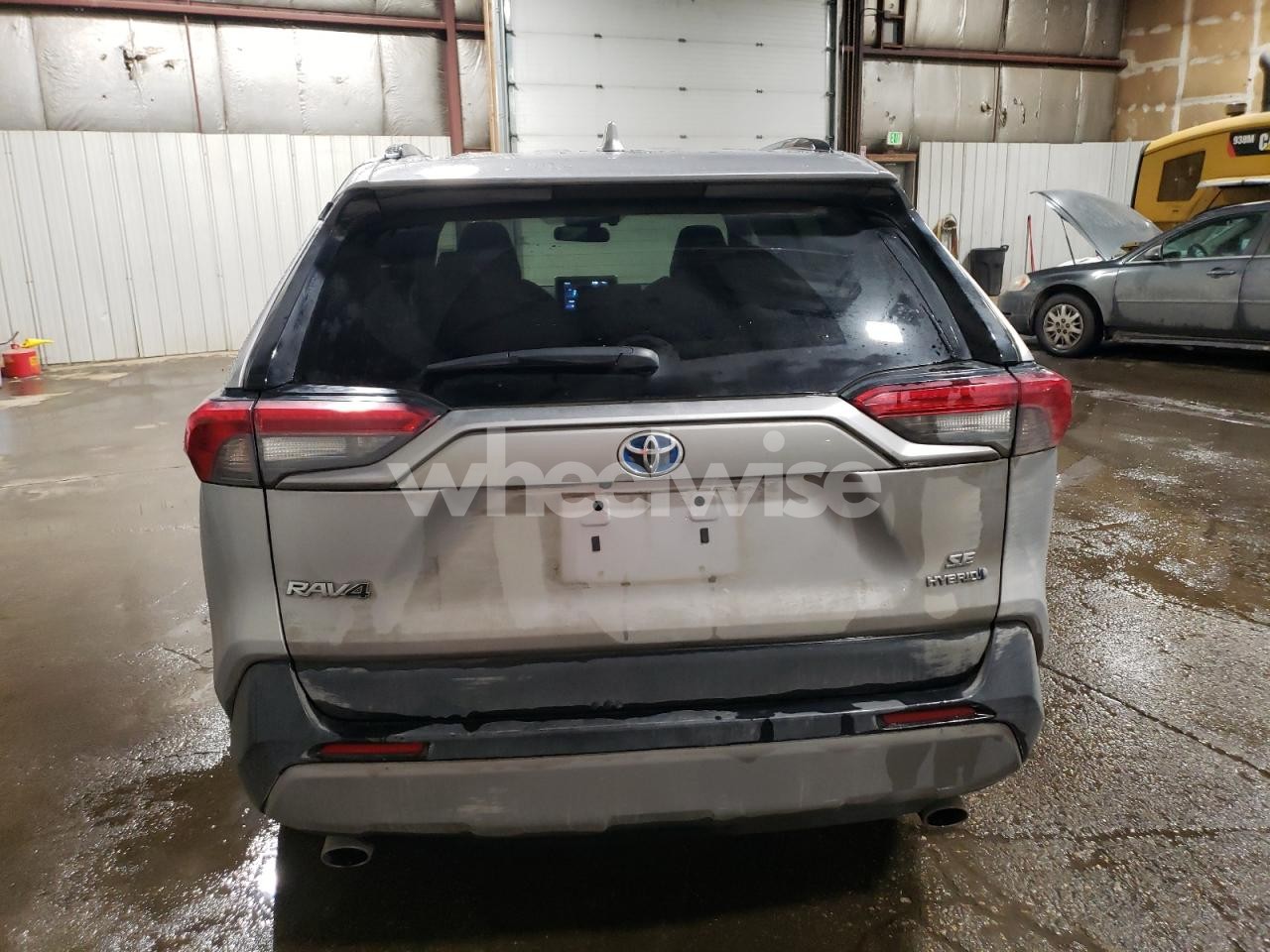 Photo 6 of 2022 TOYOTA RAV4 SE (VIN 4T3T6RFV2NU101644)