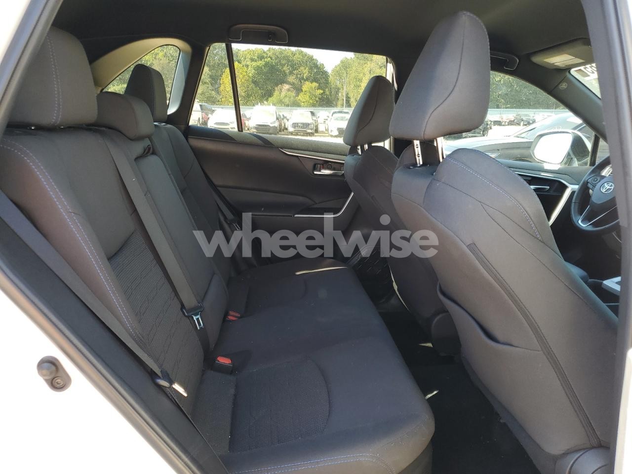 Photo 11 of 2022 TOYOTA RAV4 SE (VIN 4T3T6RFV3NU080920)