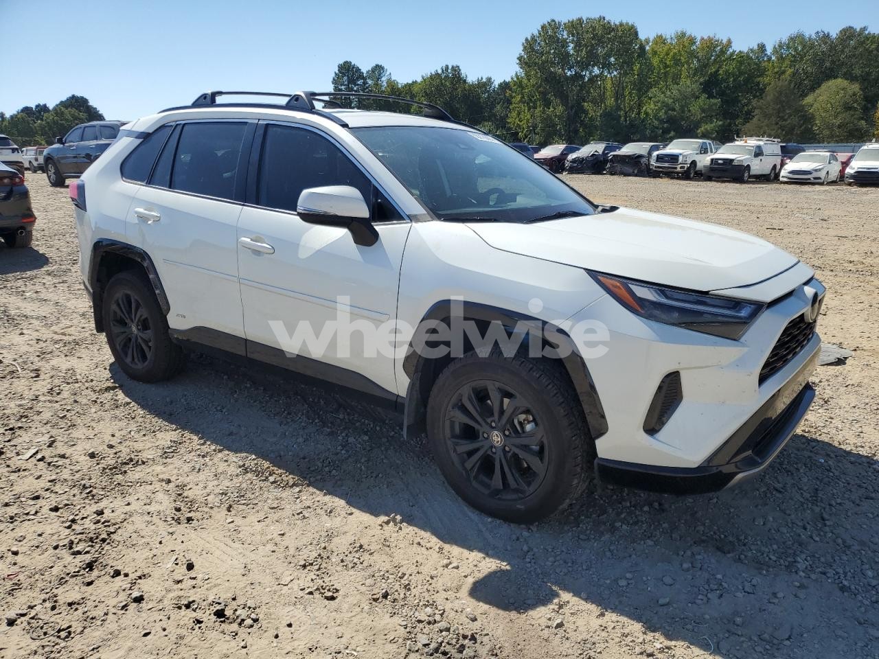 Photo 4 of 2022 TOYOTA RAV4 SE (VIN 4T3T6RFV3NU080920)