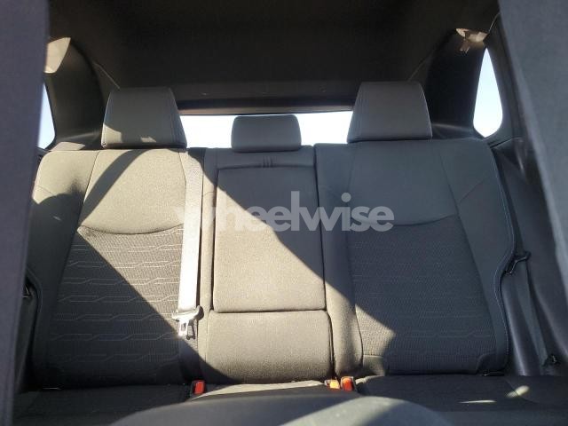 Photo 5 of 2022 TOYOTA RAV4 SE (VIN 4T3T6RFV4NU089044)