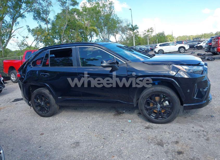Photo 13 of 2022 Toyota Rav4 HYBRID SE (VIN 4T3T6RFV7NU074456)