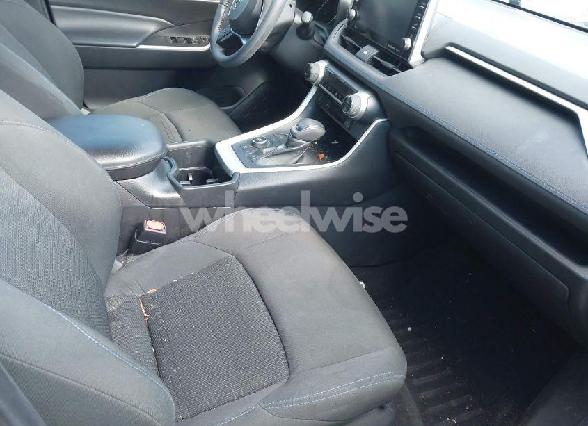 Photo 5 of 2022 Toyota Rav4 HYBRID SE (VIN 4T3T6RFV7NU074456)