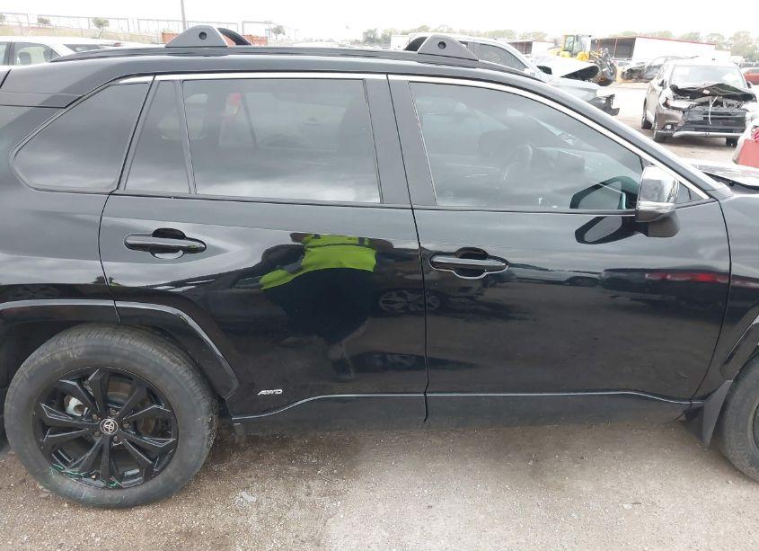 Photo 13 of 2022 Toyota Rav4 HYBRID SE (VIN 4T3T6RFV9NU077729)