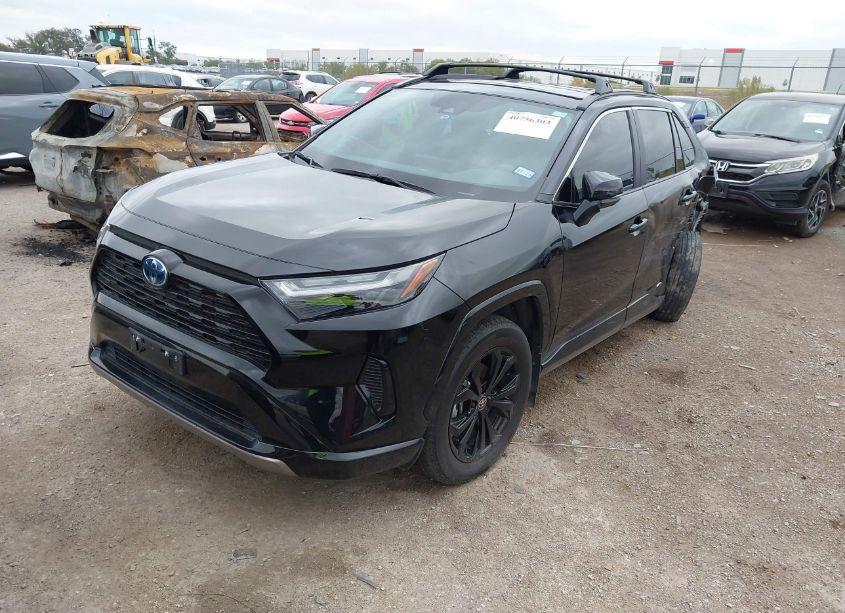Photo 2 of 2022 Toyota Rav4 HYBRID SE (VIN 4T3T6RFV9NU077729)