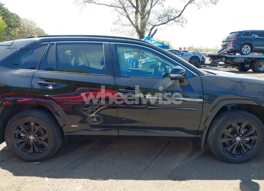 Photo 13 of 2022 Toyota Rav4 HYBRID SE (VIN 4T3T6RFVXNU088724)