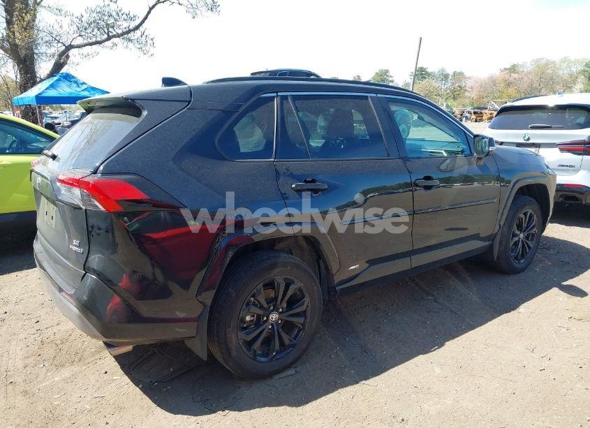 Photo 4 of 2022 Toyota Rav4 HYBRID SE (VIN 4T3T6RFVXNU088724)