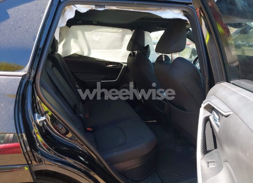 Photo 8 of 2022 Toyota Rav4 HYBRID SE (VIN 4T3T6RFVXNU088724)