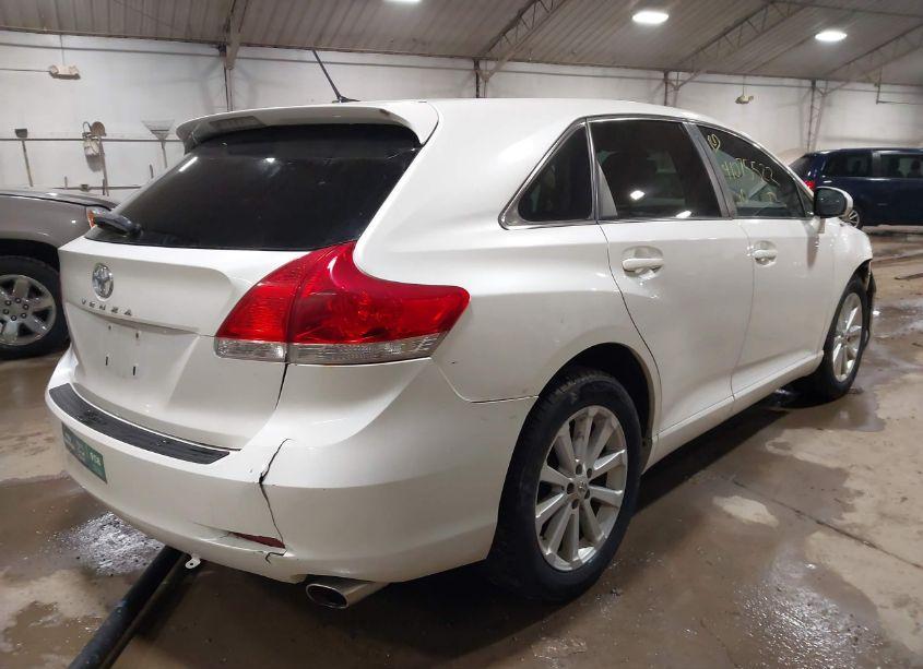 Photo 4 of 2010 Toyota Venza (VIN 4T3ZA3BB2AU029002)