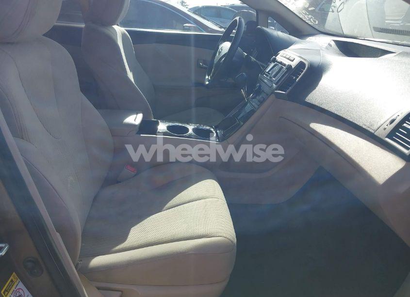 Photo 5 of 2010 Toyota Venza (VIN 4T3ZA3BB2AU033390)