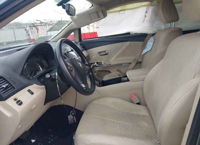 Photo 5 of 2010 Toyota Venza (VIN 4T3ZA3BB2AU036063)