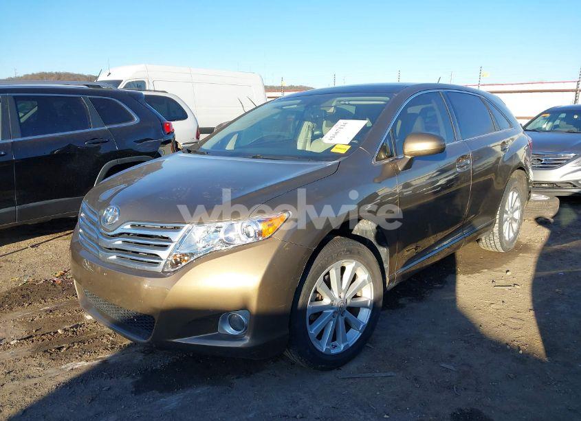 Photo 2 of 2011 Toyota Venza (VIN 4T3ZA3BB2BU043581)