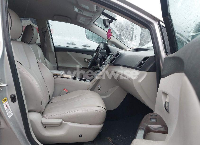 Photo 5 of 2010 Toyota Venza (VIN 4T3ZA3BB4AU024514)