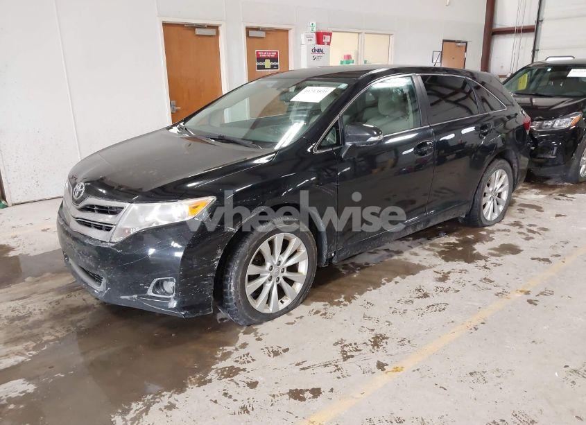 Photo 2 of 2013 Toyota Venza LE (VIN 4T3ZA3BB4DU073927)