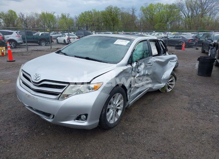 Photo 2 of 2013 Toyota Venza XLE (VIN 4T3ZA3BB4DU077069)