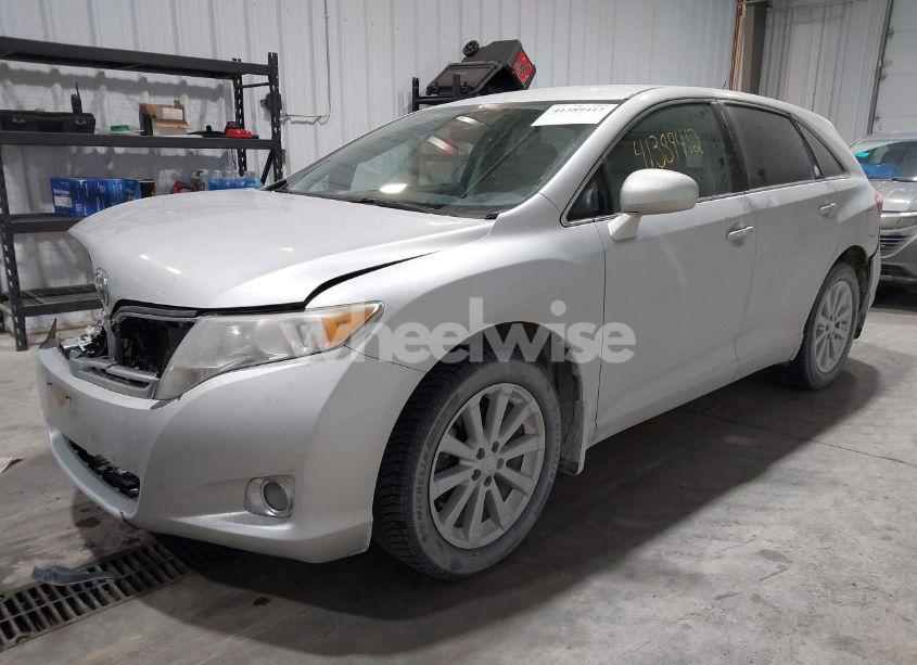 Photo 2 of 2010 Toyota Venza (VIN 4T3ZA3BB7AU022319)