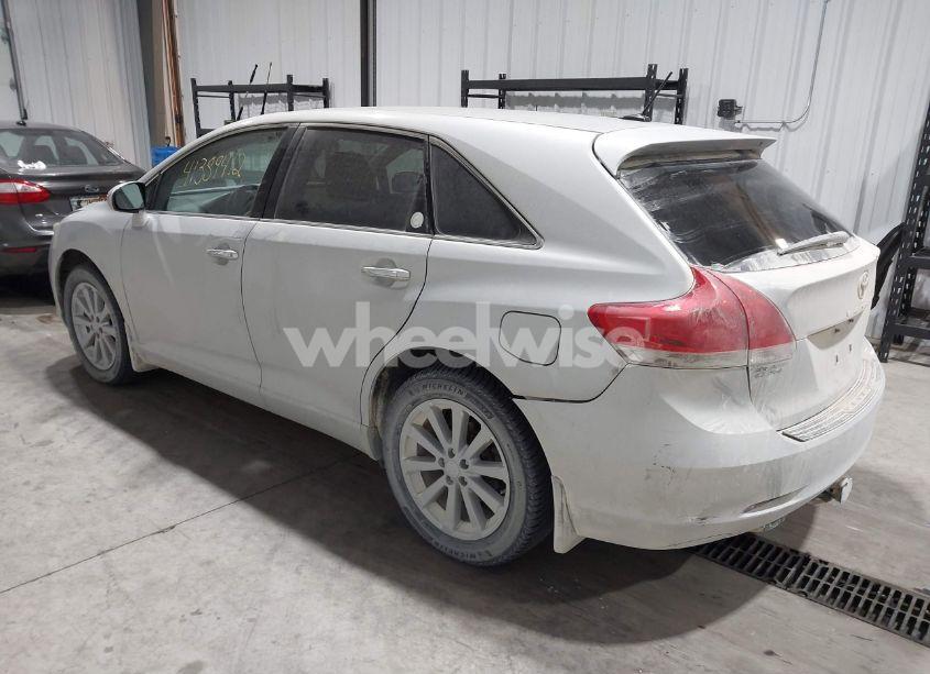 Photo 3 of 2010 Toyota Venza (VIN 4T3ZA3BB7AU022319)