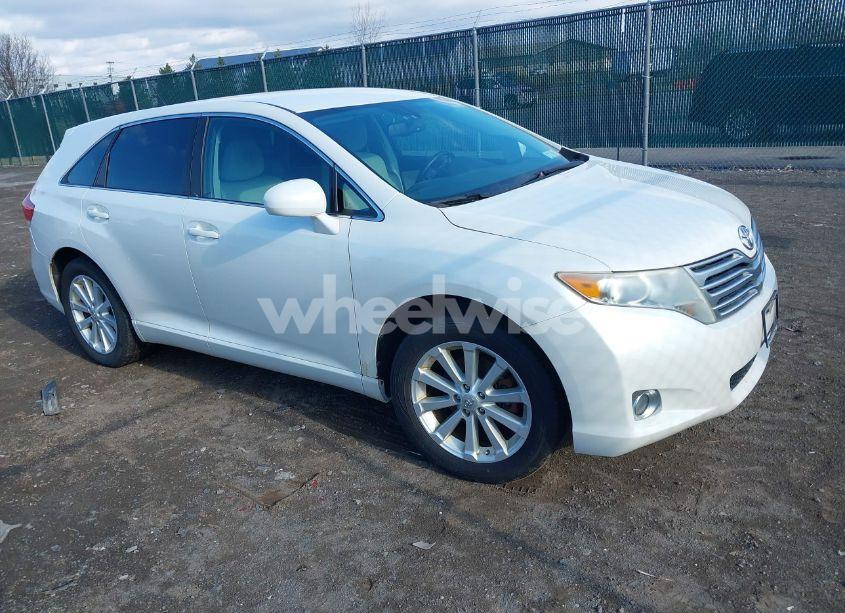 2010 Toyota Venza (VIN 4T3ZA3BB7AU022367) main photo
