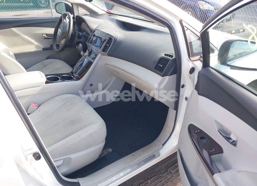 Photo 5 of 2010 Toyota Venza (VIN 4T3ZA3BB7AU022367)