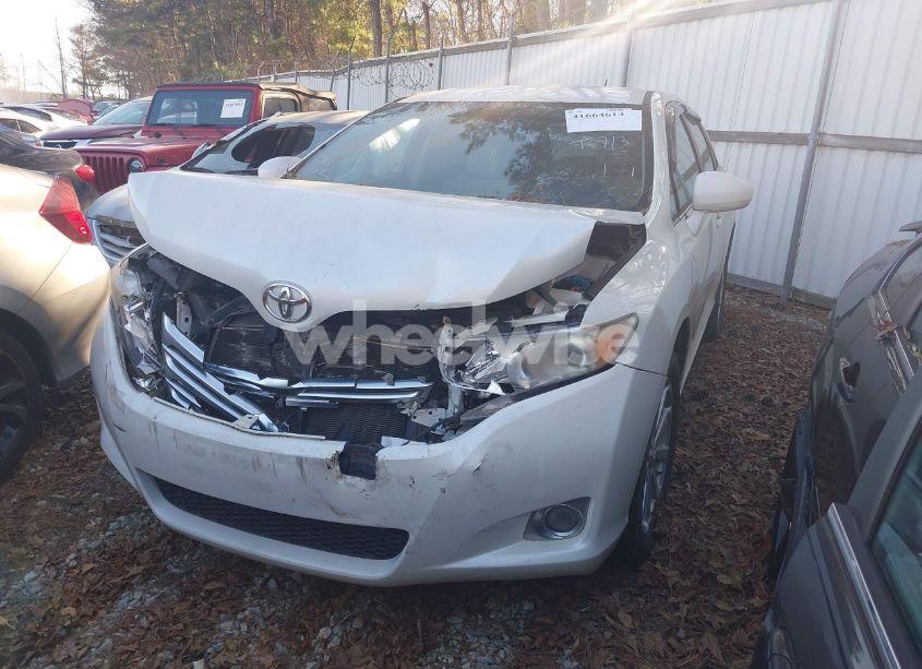Photo 2 of 2010 Toyota Venza (VIN 4T3ZA3BB7AU023129)