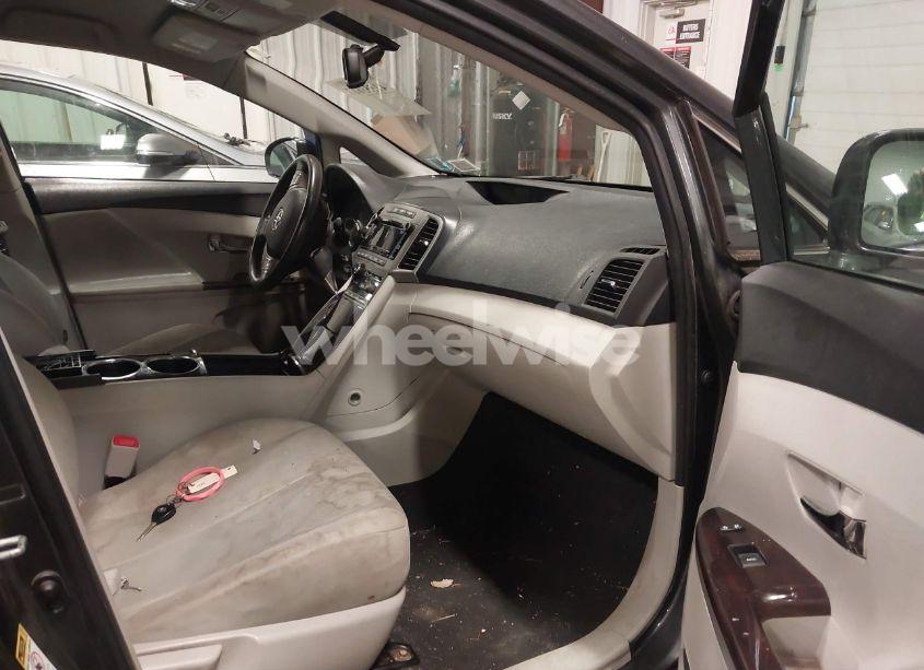 Photo 5 of 2010 Toyota Venza (VIN 4T3ZA3BB9AU029076)