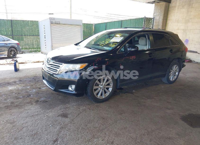 Photo 2 of 2011 Toyota Venza (VIN 4T3ZA3BB9BU047403)