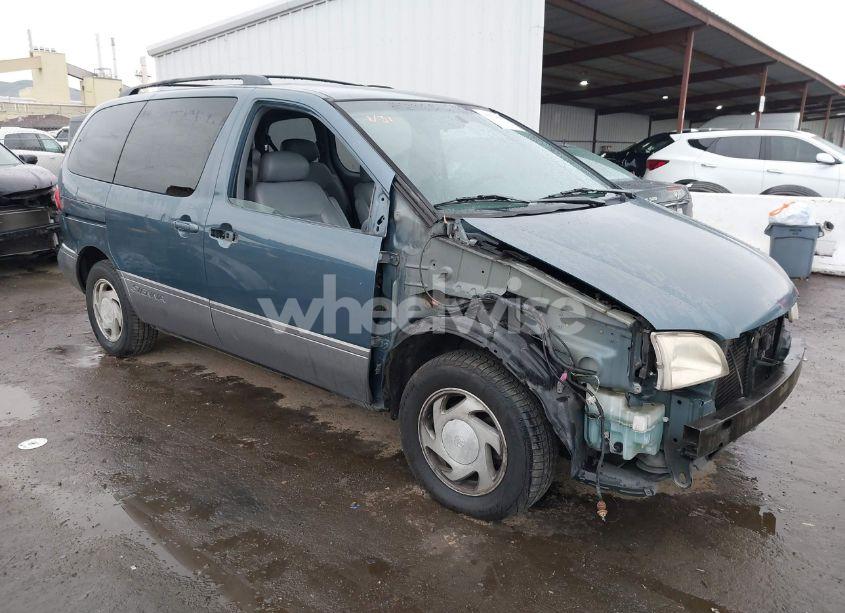 2001 Toyota Sienna XLE (VIN 4T3ZF13C01U323995) main photo