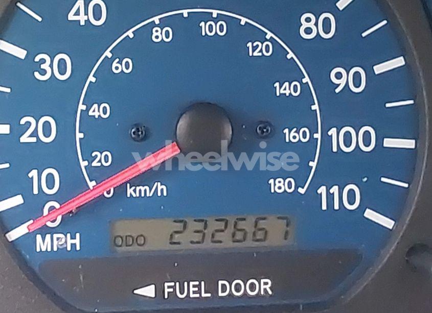 Photo 16 of 2001 Toyota Sienna XLE (VIN 4T3ZF13C01U323995)