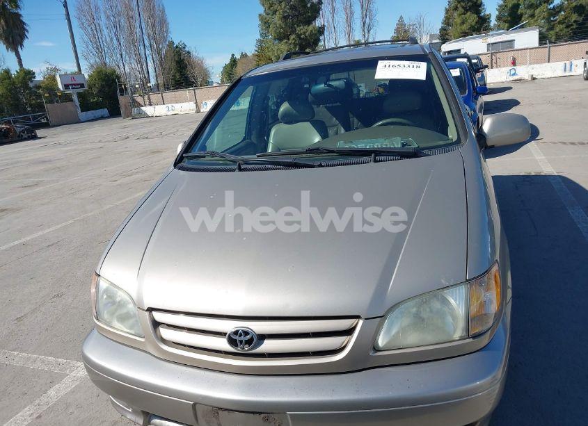 Photo 6 of 2001 Toyota Sienna XLE (VIN 4T3ZF13C01U381668)