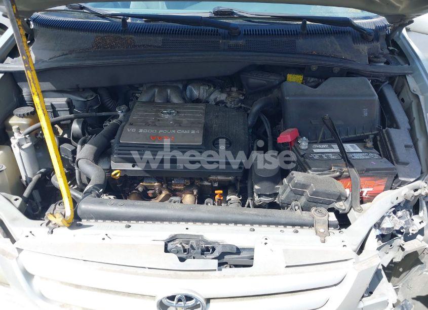 Photo 10 of 2002 Toyota Sienna LE (VIN 4T3ZF13C02U421846)