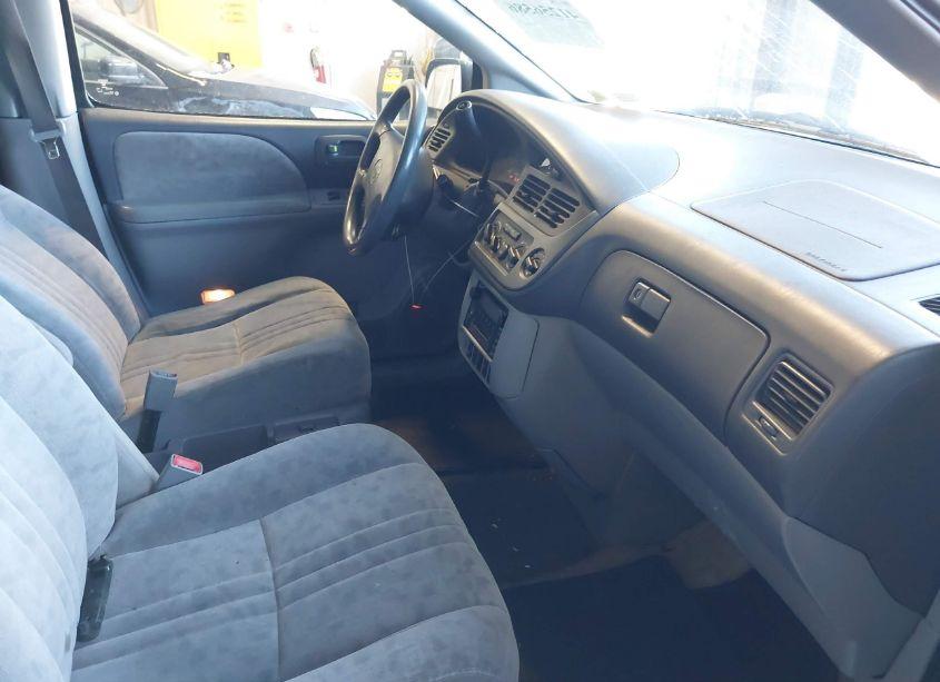 Photo 5 of 2002 Toyota Sienna LE (VIN 4T3ZF13C02U454670)