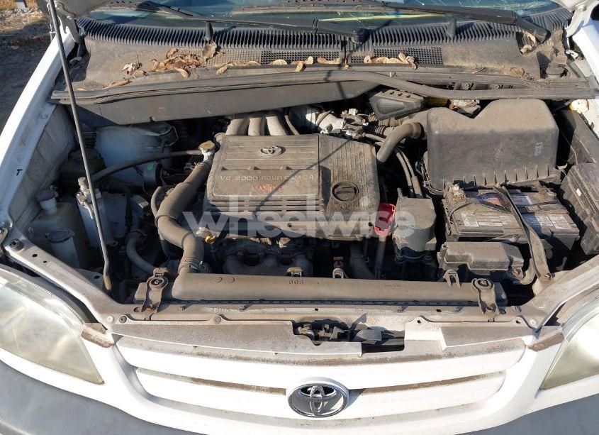 Photo 10 of 2003 Toyota Sienna LE (VIN 4T3ZF13C03U554205)