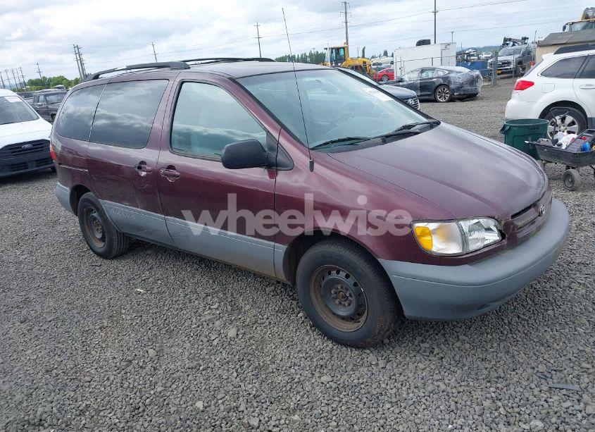 2000 Toyota Sienna LE (VIN 4T3ZF13C0YU179830) main photo