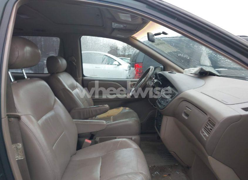 Photo 5 of 2000 Toyota Sienna XLE (VIN 4T3ZF13C0YU205410)