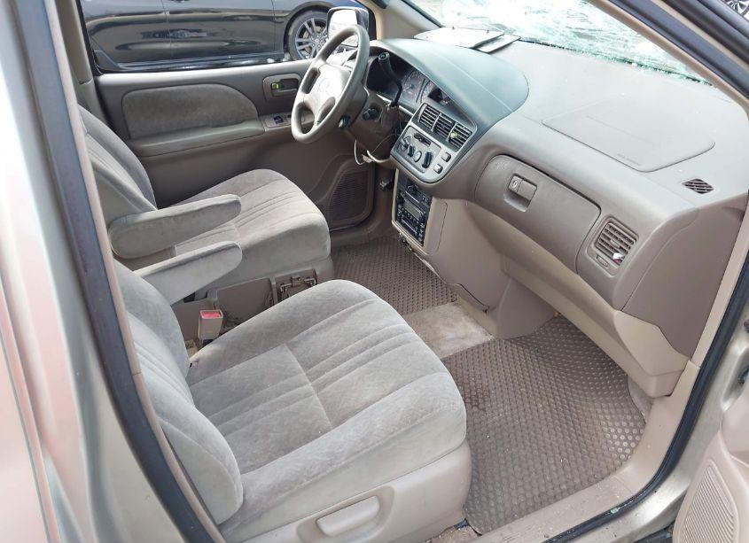 Photo 5 of 2000 Toyota Sienna LE (VIN 4T3ZF13C0YU273075)