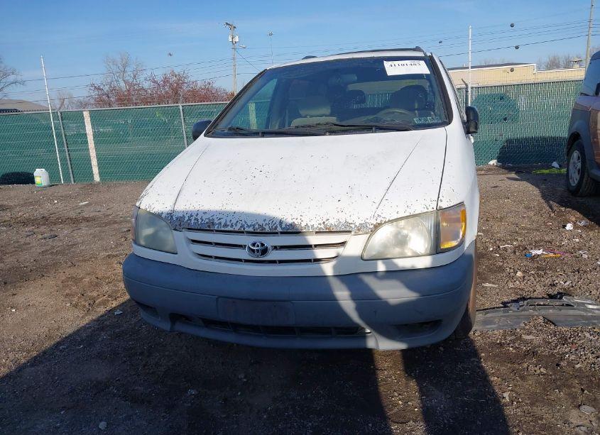 Photo 12 of 2001 Toyota Sienna LE (VIN 4T3ZF13C11U404777)