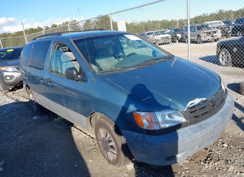 2002 Toyota Sienna LE (VIN 4T3ZF13C12U444861) main photo