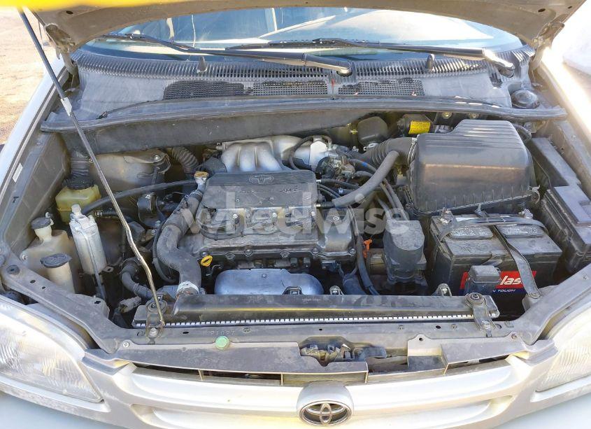 Photo 10 of 1998 Toyota Sienna XLE (VIN 4T3ZF13C1WU051030)