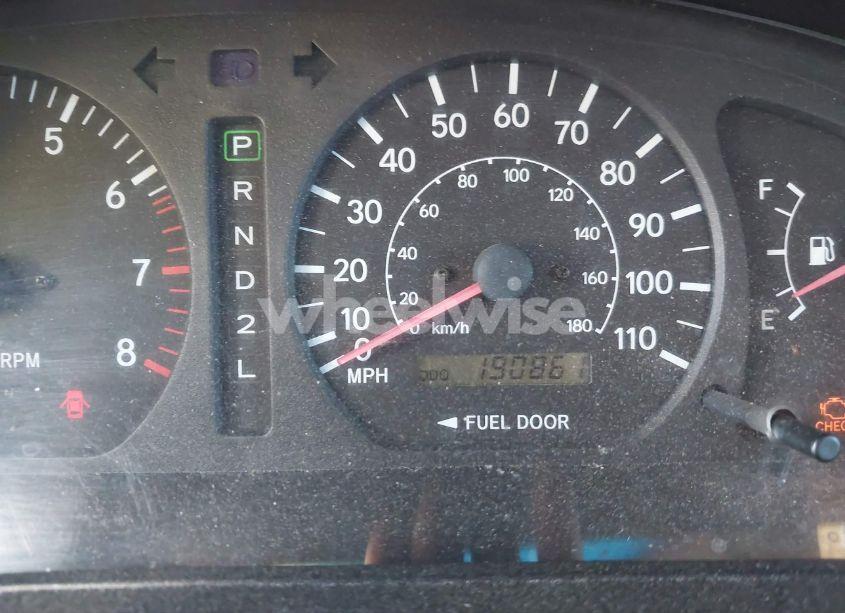 Photo 7 of 1998 Toyota Sienna XLE (VIN 4T3ZF13C1WU051030)