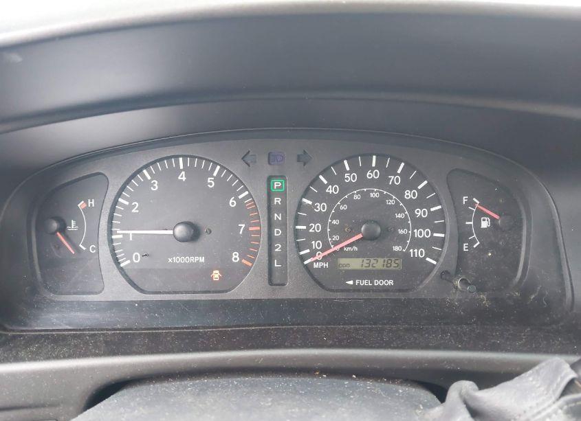 Photo 7 of 1998 Toyota Sienna XLE (VIN 4T3ZF13C1WU063694)