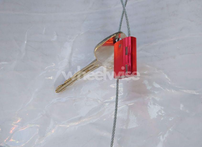 Photo 11 of 1999 Toyota Sienna LE (VIN 4T3ZF13C1XU097653)