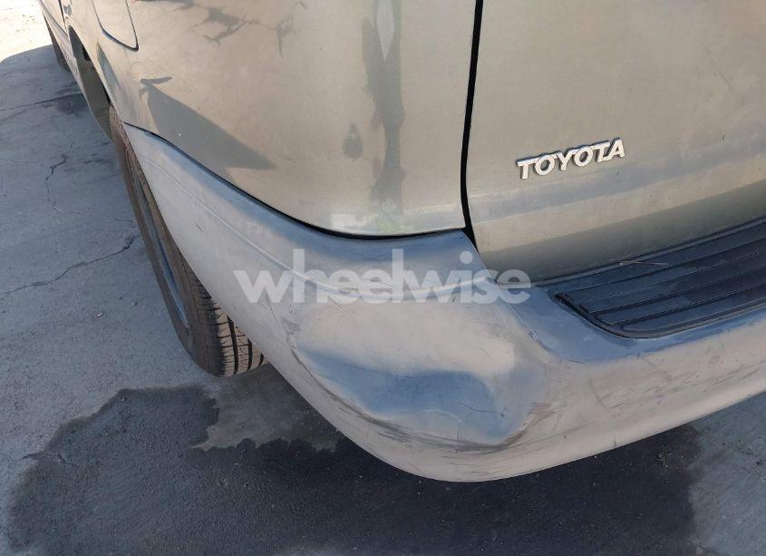 Photo 14 of 1999 Toyota Sienna LE (VIN 4T3ZF13C1XU097653)