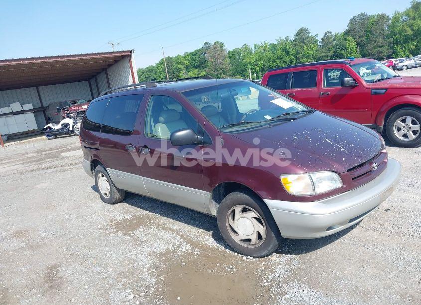 2000 Toyota Sienna XLE (VIN 4T3ZF13C1YU187368) main photo