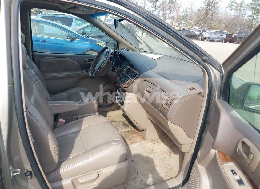 Photo 5 of 2000 Toyota Sienna XLE (VIN 4T3ZF13C1YU211572)