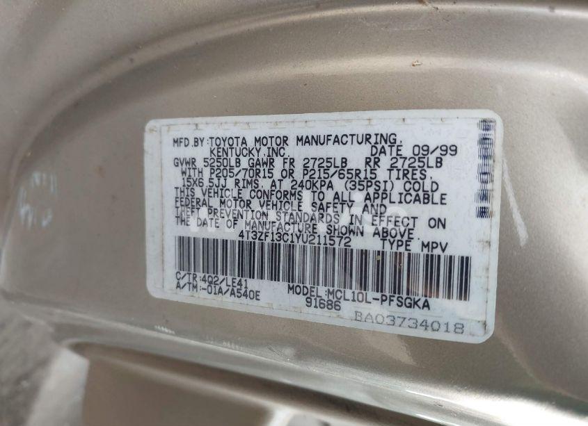 Photo 9 of 2000 Toyota Sienna XLE (VIN 4T3ZF13C1YU211572)