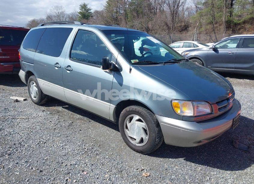 2000 Toyota Sienna XLE (VIN 4T3ZF13C1YU270802) main photo
