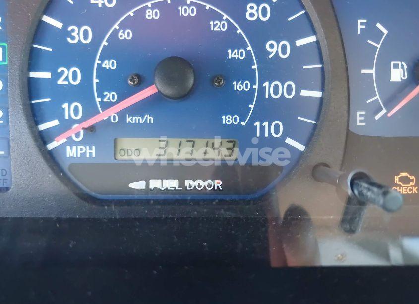 Photo 7 of 2002 Toyota Sienna LE (VIN 4T3ZF13C22U421833)