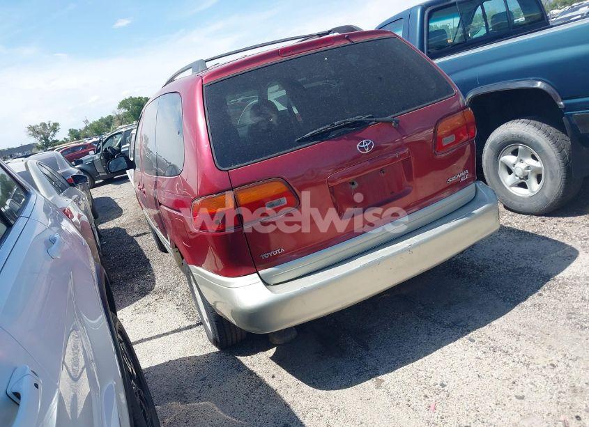 Photo 3 of 1998 Toyota Sienna XLE (VIN 4T3ZF13C2WU049089)