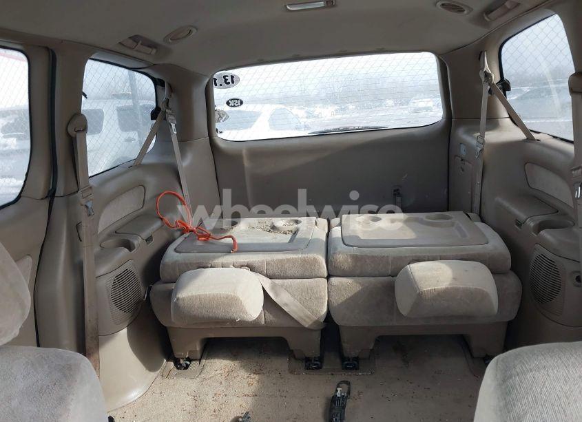 Photo 8 of 1999 Toyota Sienna LE/XLE (VIN 4T3ZF13C2XU118641)